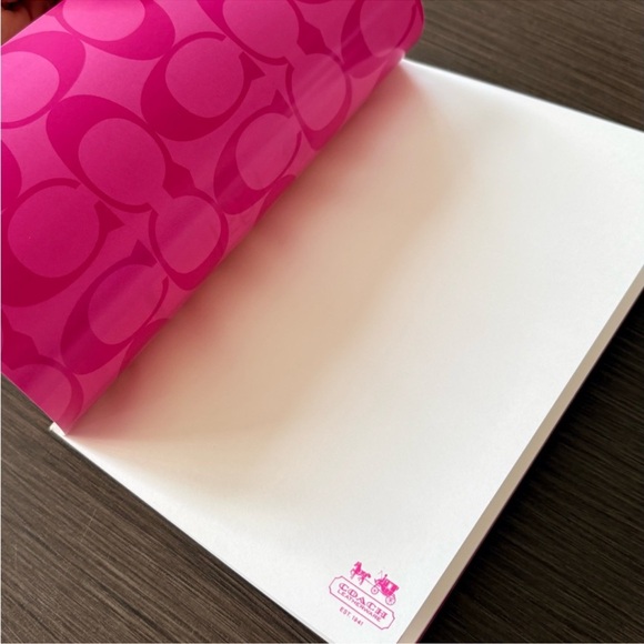 Coach Tattersall Design Notebook 2010 🎉 RARE NOVELTY 🎉 - Picture 2 of 4